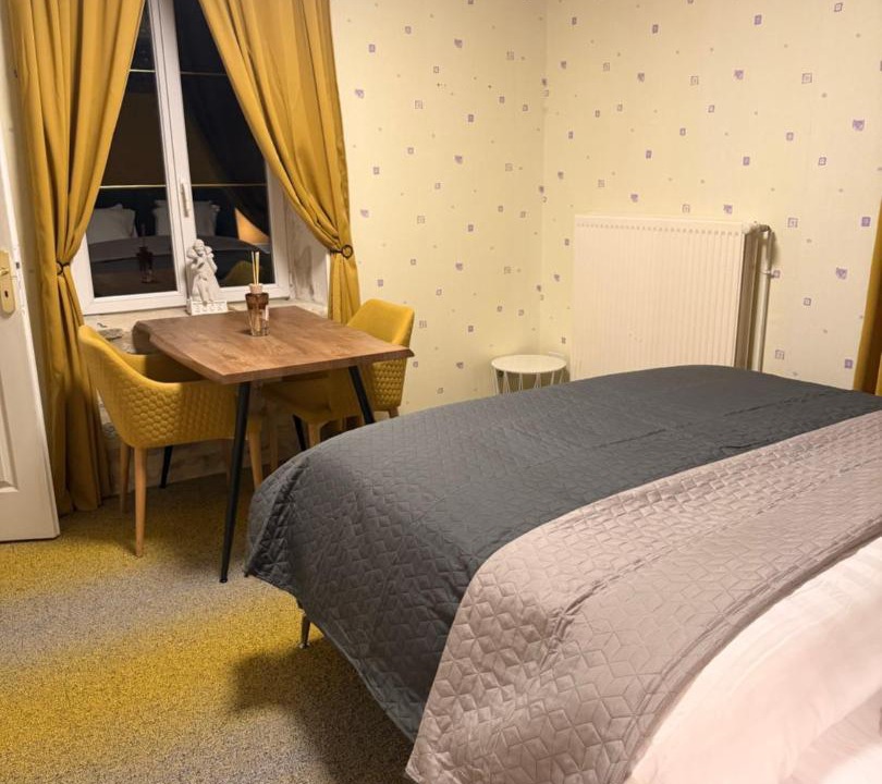 Photo of Bedroom in Intercommunalite d'Alencon