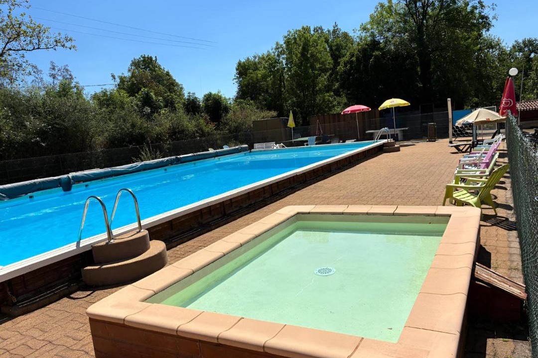 Photo of Others in Teillet