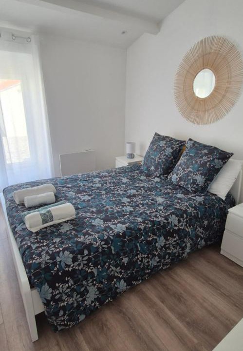 Photo of Bedroom in Lesparre-Medoc