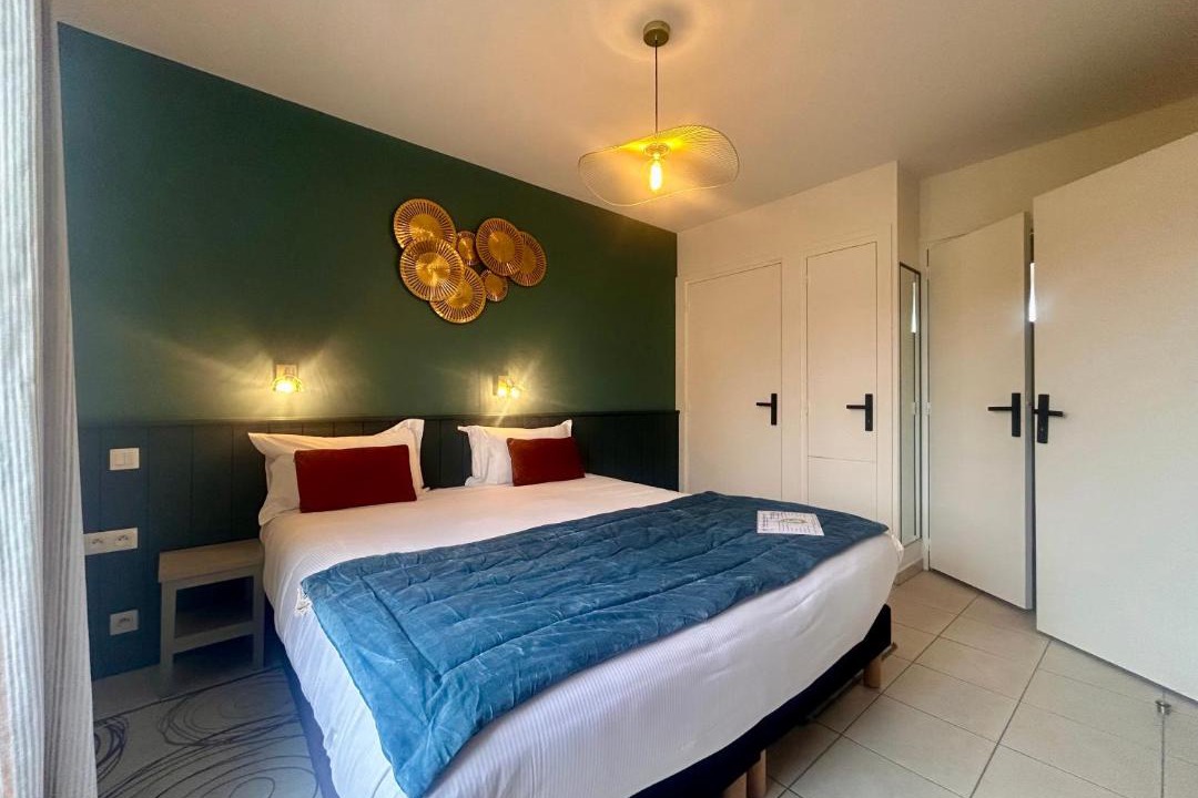 Photo of Bedroom in Lannion