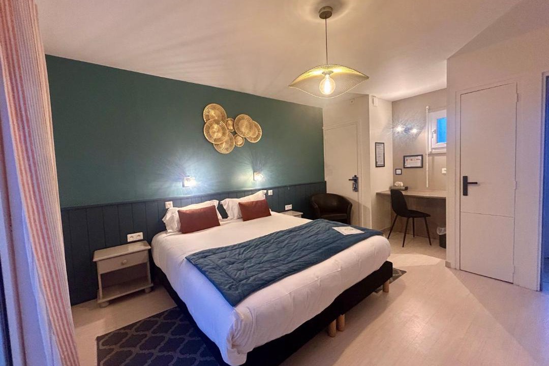 Photo of Bedroom in Lannion