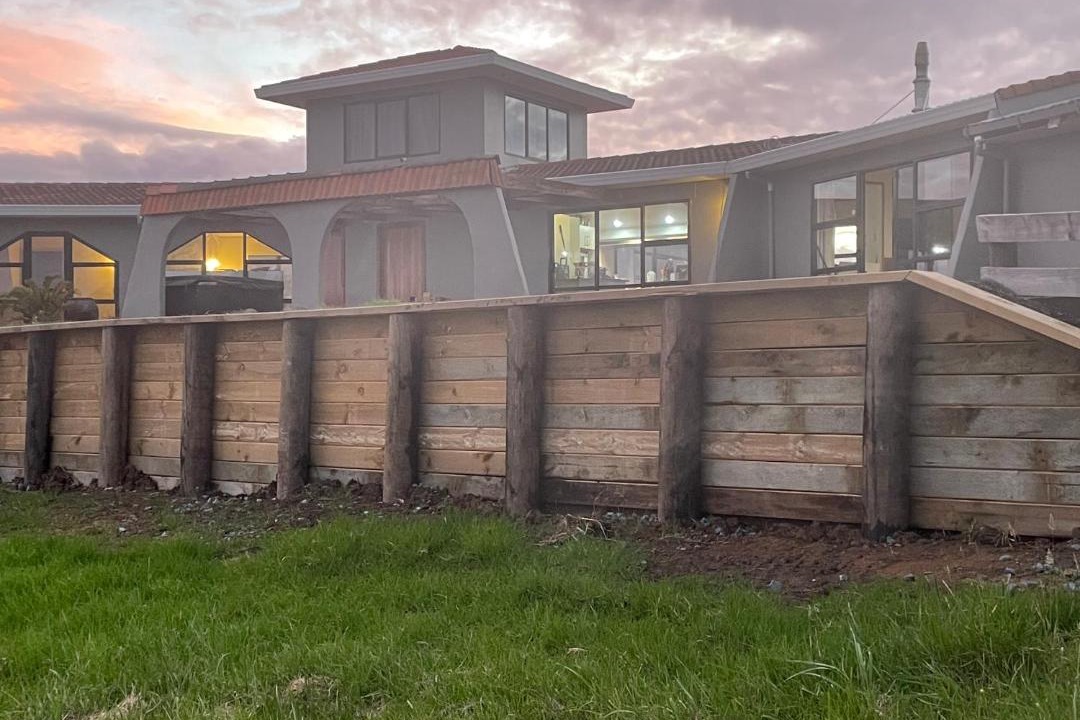 Photo of Others in Leigh