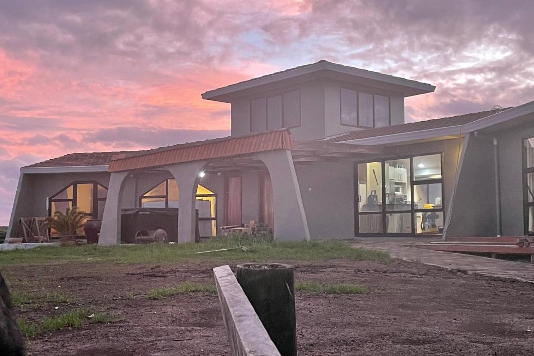 Photo of Others in Leigh