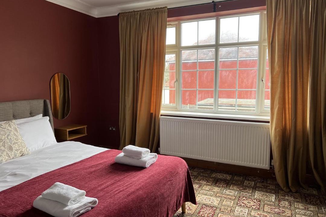 Photo of Others in Mapesbury