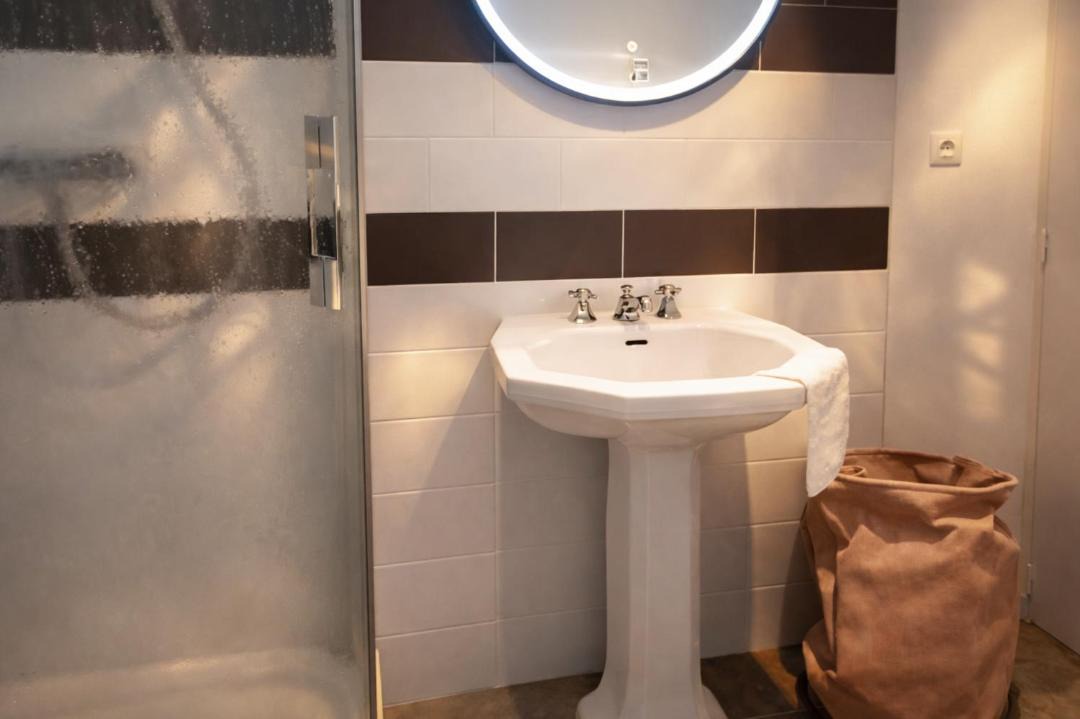 Photo of Bathroom in Autheux
