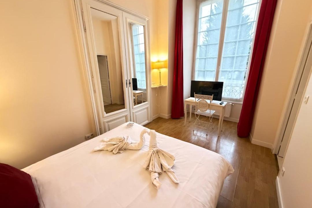 Photo of Bedroom in Monchy-Humieres