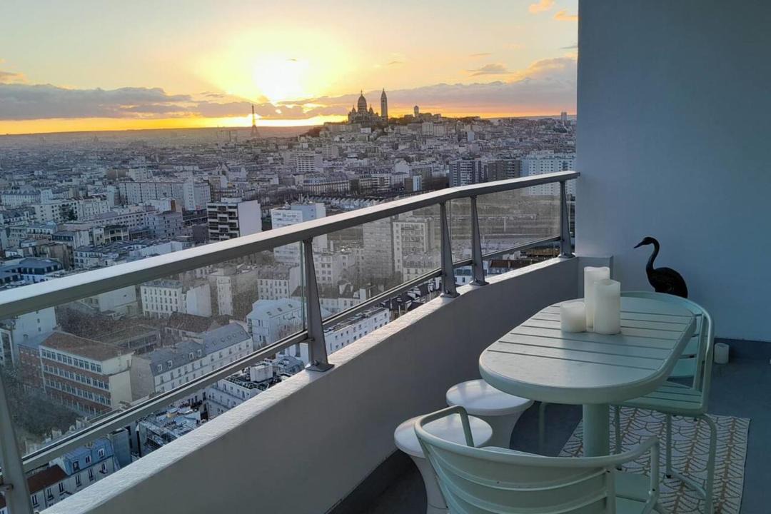 Photo of Patio Balcony in Quartier de la Chapelle