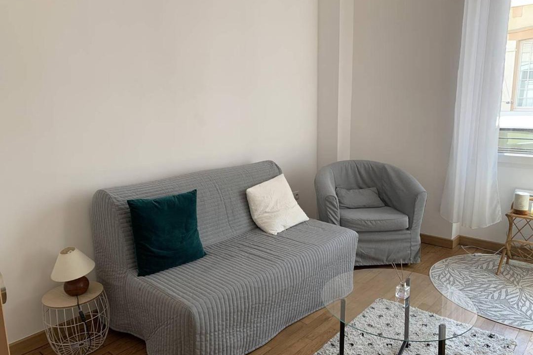 Photo of Livingroom in Courlancy