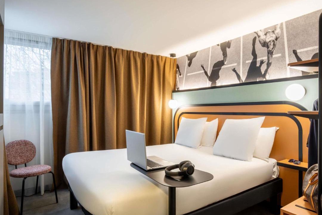Photo of Bedroom in Colombes