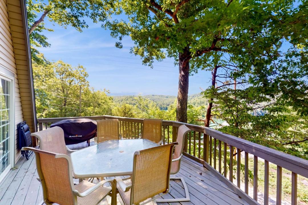 Photo of Patio Balcony in Flat Hollow Marina