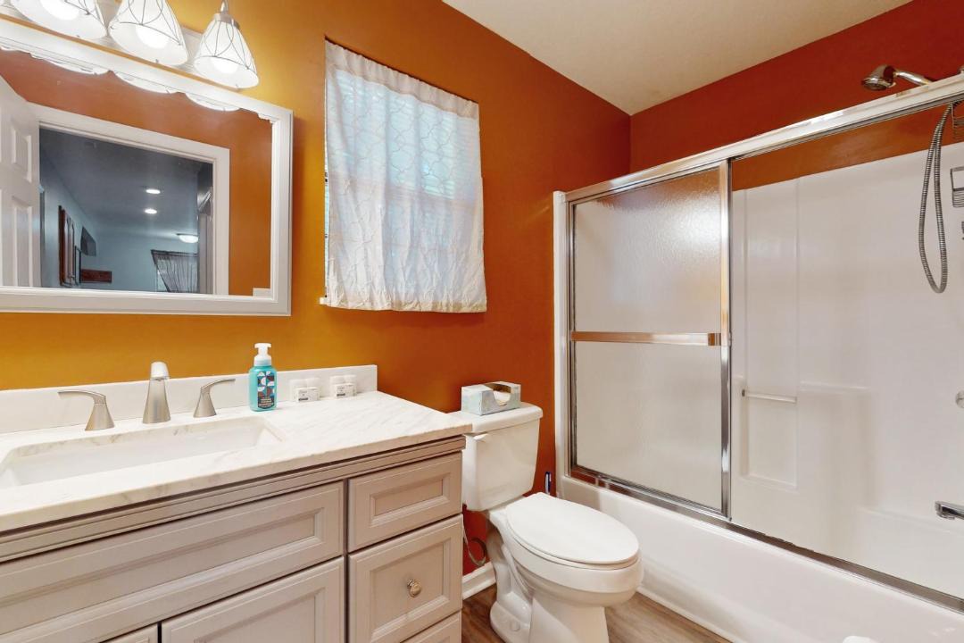 Photo of Bathroom in Andersonville