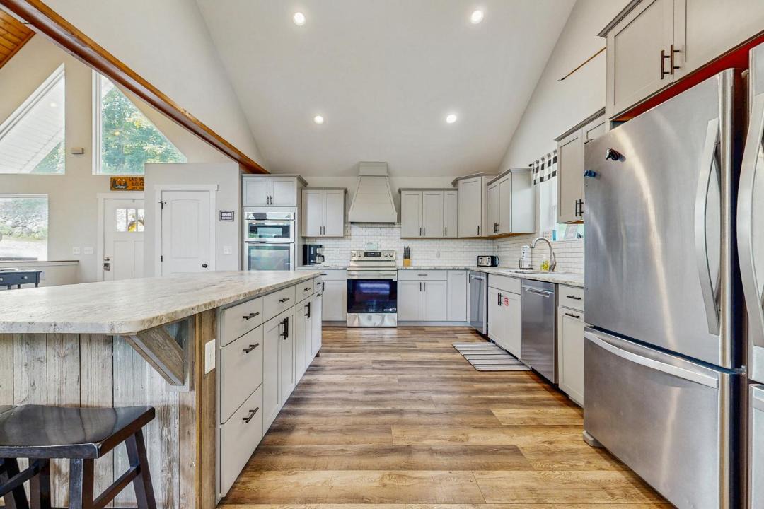 Photo of Kitchen in Lakeside Estates
