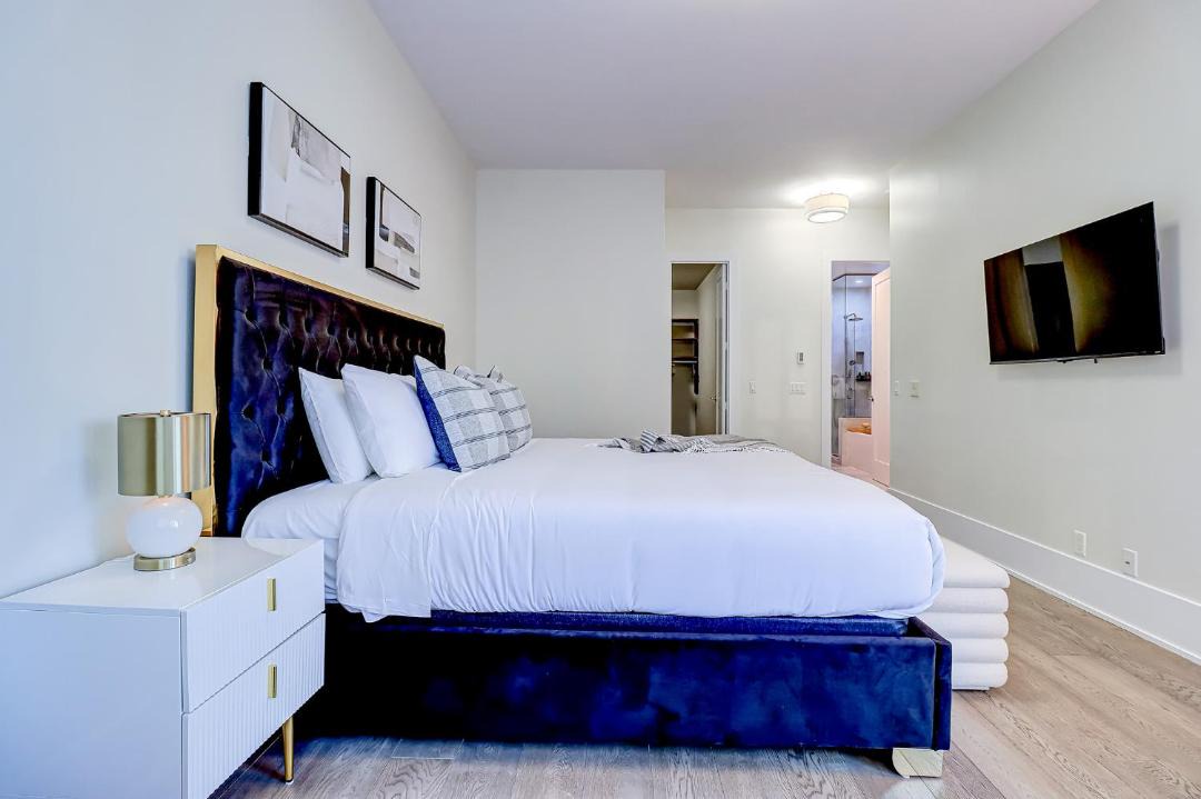 Photo of Bedroom in Toronto Entertainment District