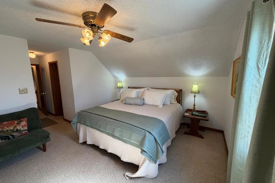 Photo of Bedroom in Nacogdoches