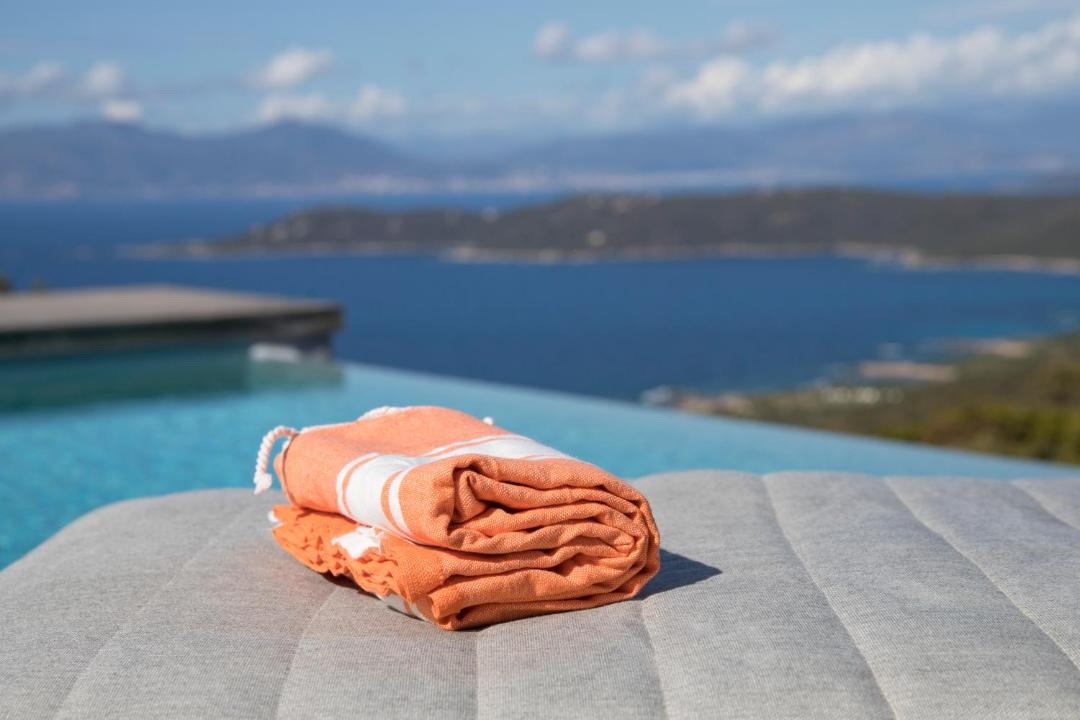 Photo of Others in Coti-Chiavari