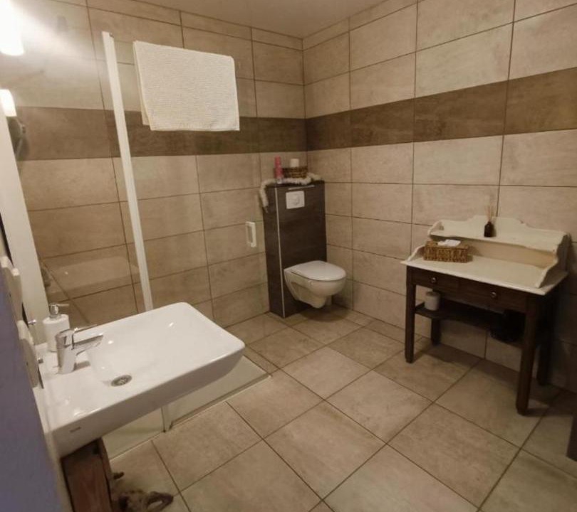 Photo of Bathroom in Chevroches