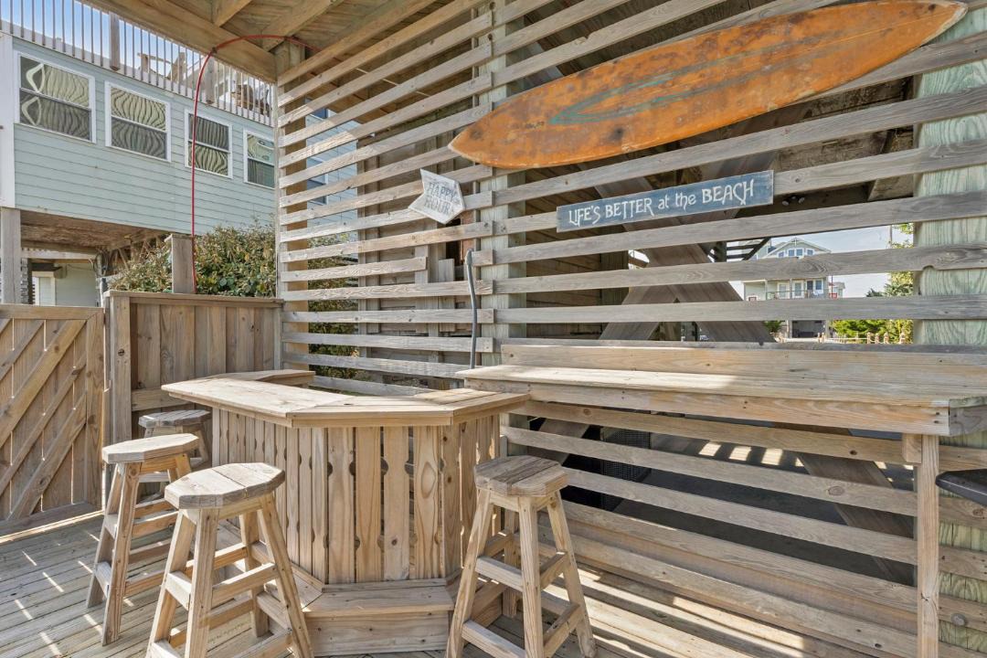 Photo of Patio Balcony in Waves