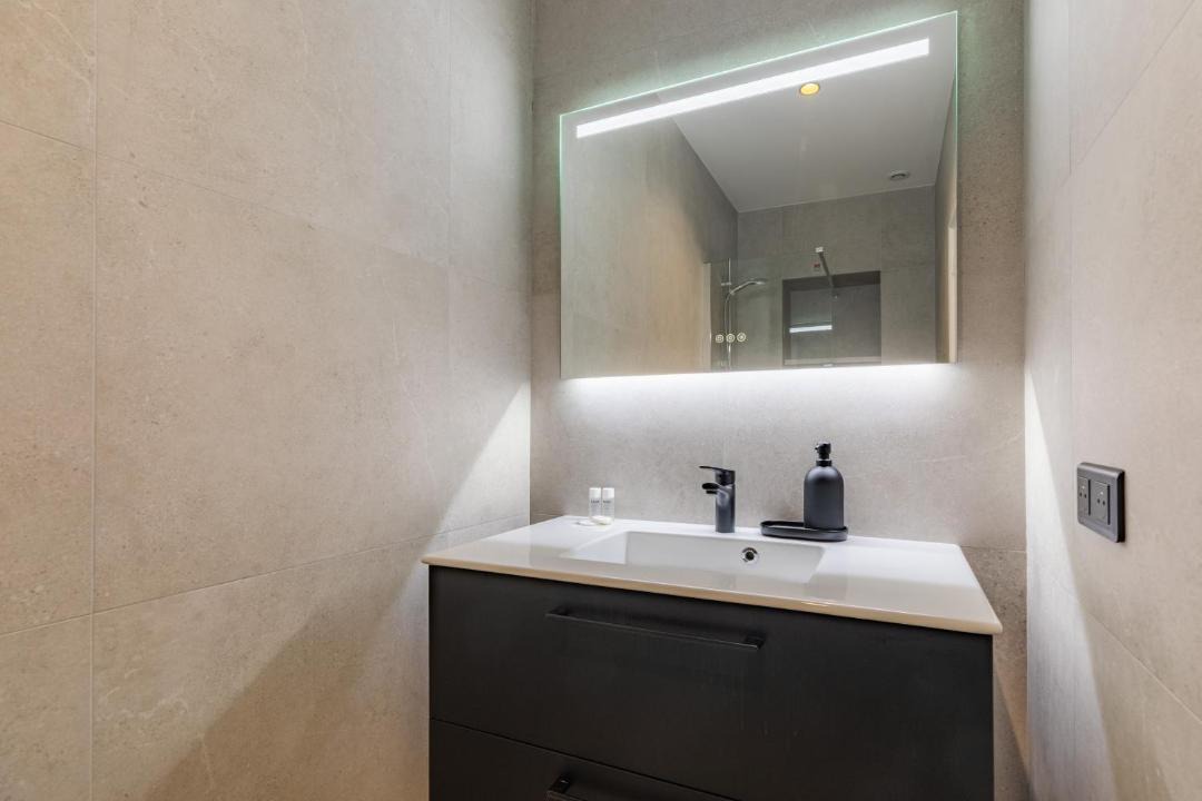 Photo of Bathroom in Arsenal