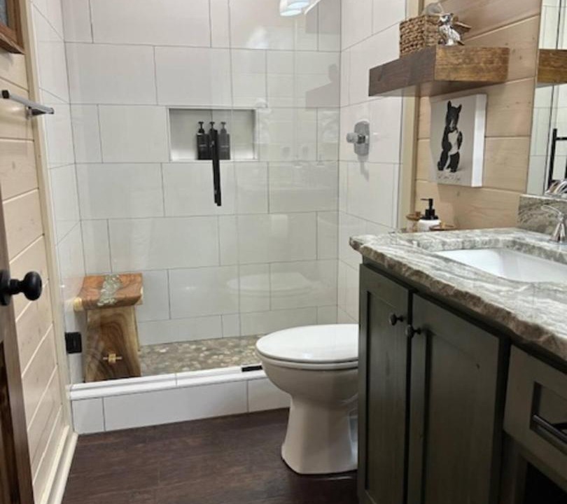 Photo of Bathroom in Golden