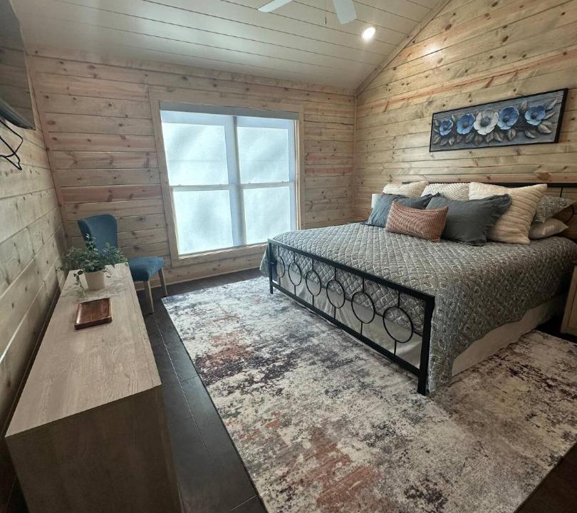 Photo of Bedroom in Golden