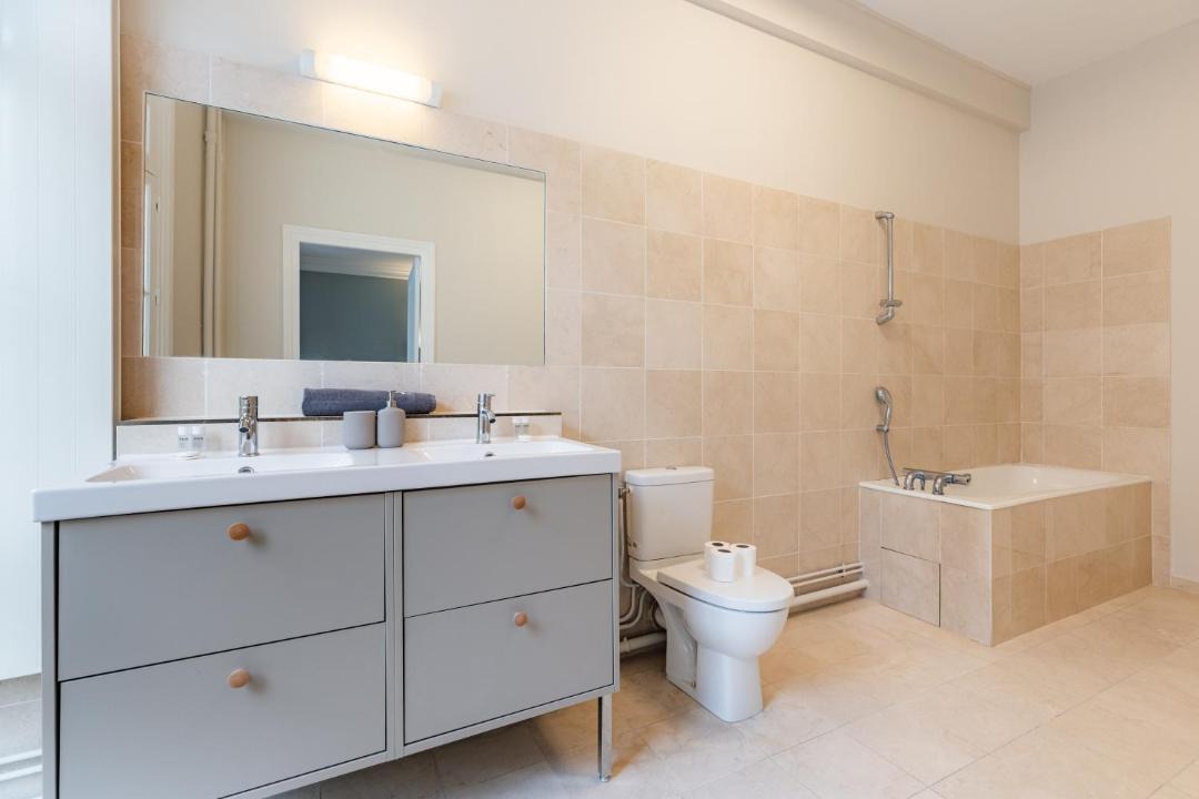 Photo of Bathroom in Porte-Dauphine