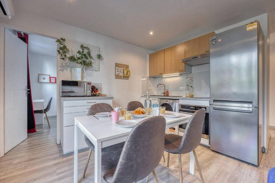 Photo of Kitchen in Secteur 3