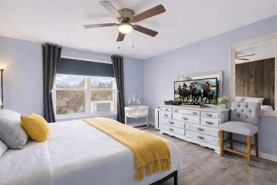 Photo of Bedroom in Jeffersontown