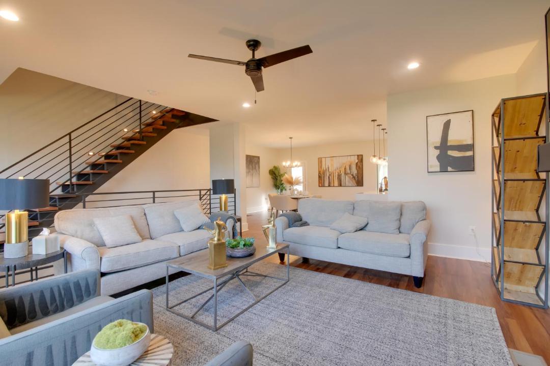 Photo of Others in New Pathways