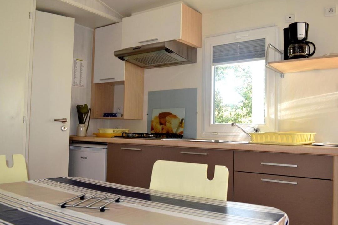 Photo of Kitchen in Junas