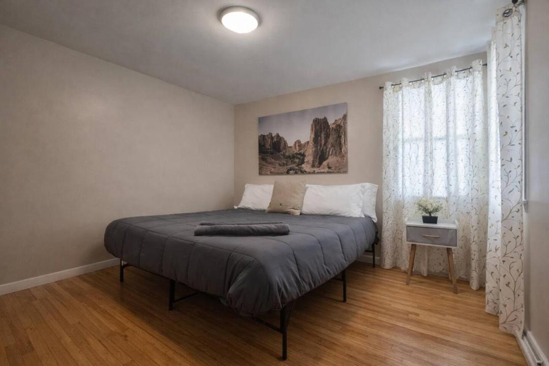Photo of Bedroom in Kenmore