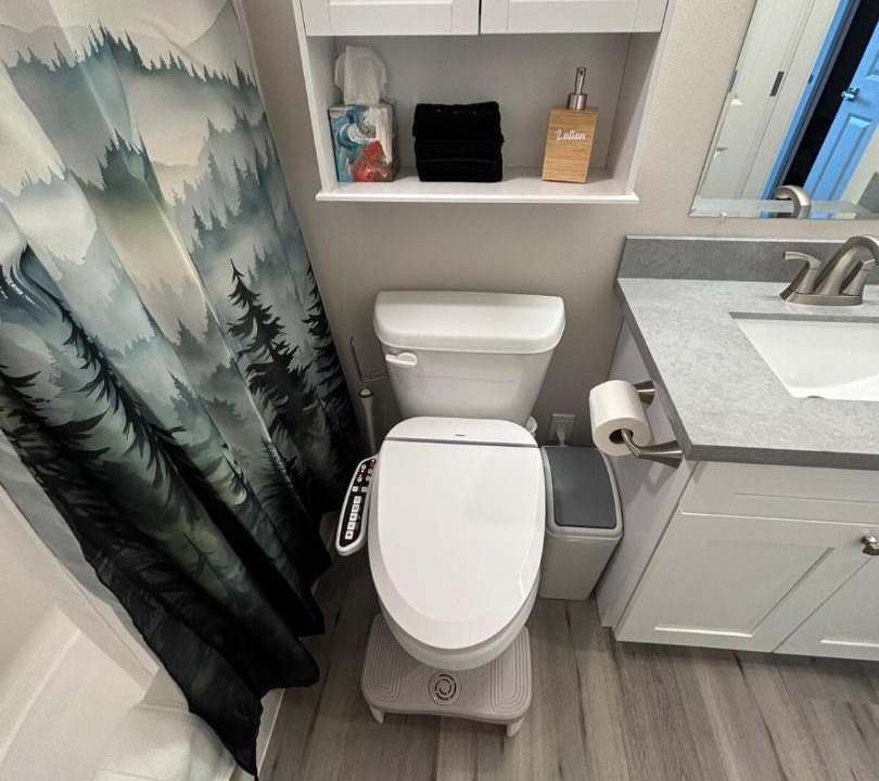 Photo of Bathroom in Tracyton