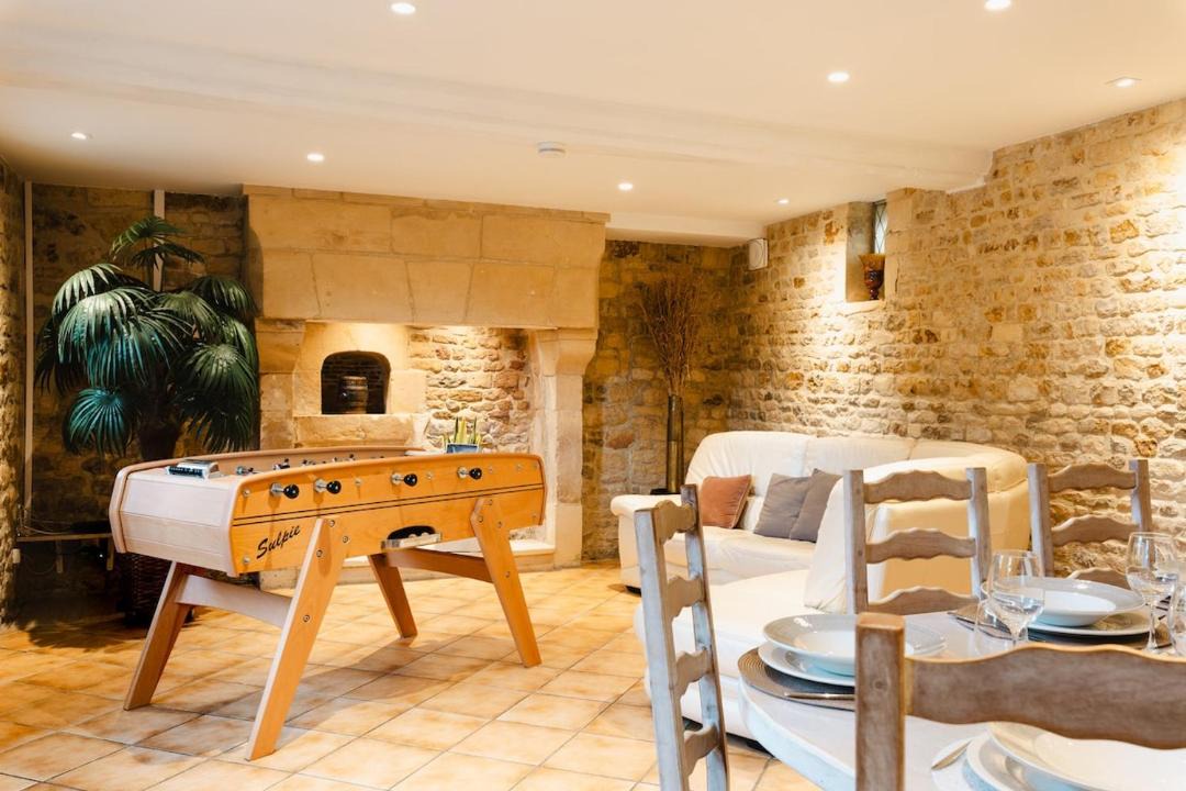 Photo of Others in Verson