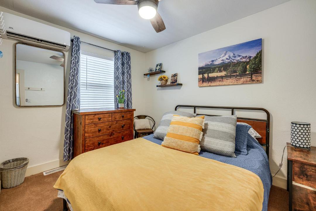 Photo of Bedroom in Camas