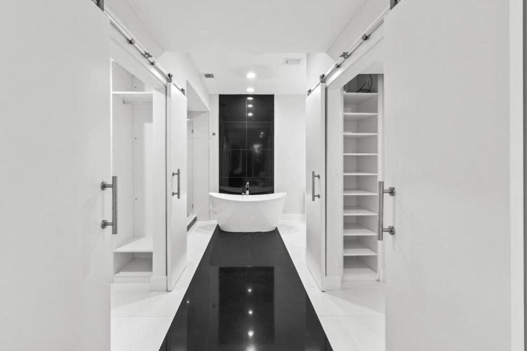 Photo of Bathroom in South Lake