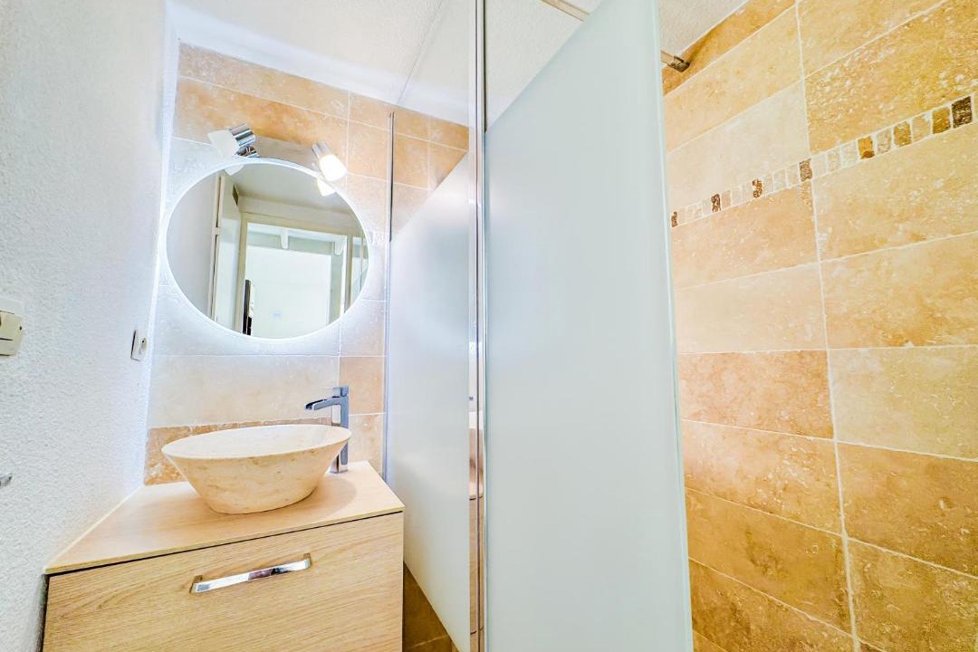 Photo of Bathroom in Frontignan