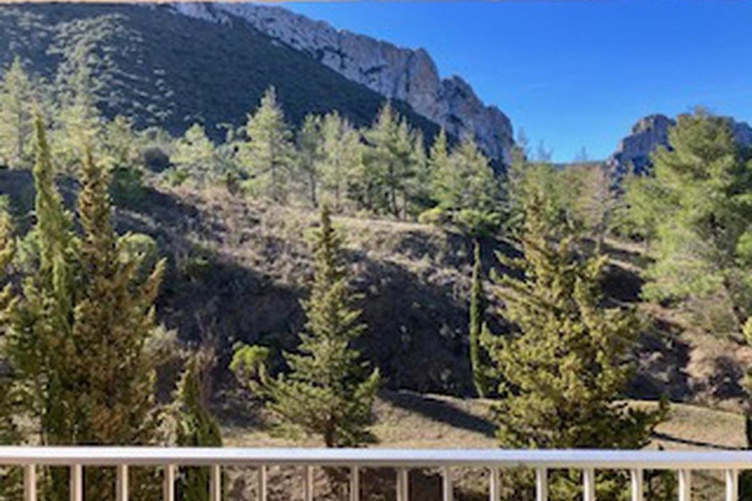 Photo of Patio Balcony in Saint-Paul-de-Fenouillet