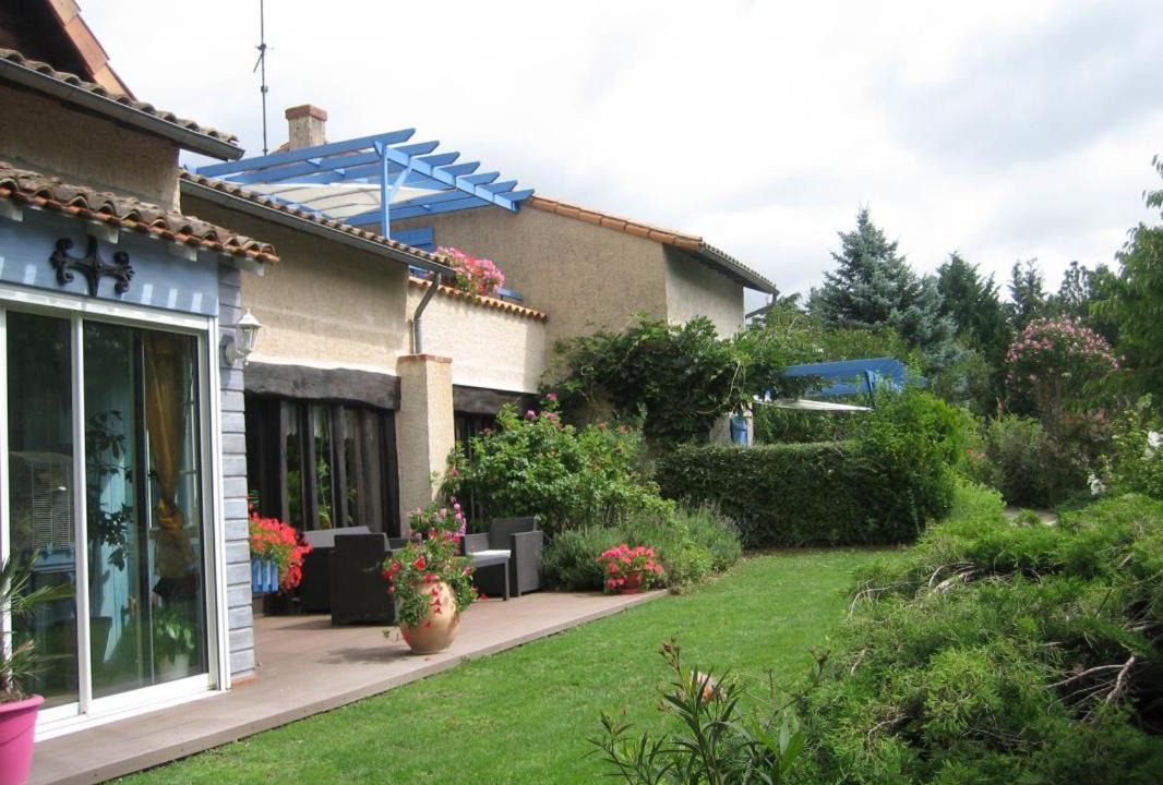 Photo of Others in Bonneuil-Matours