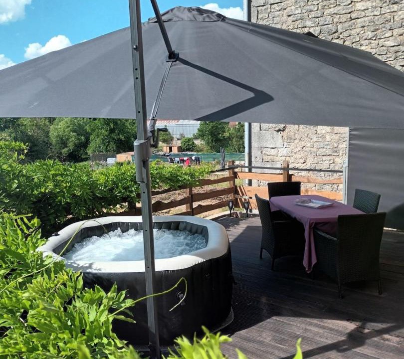 Photo of Others in Treveray