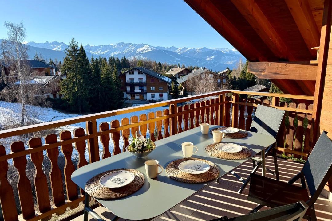 Photo of Patio Balcony in Lens