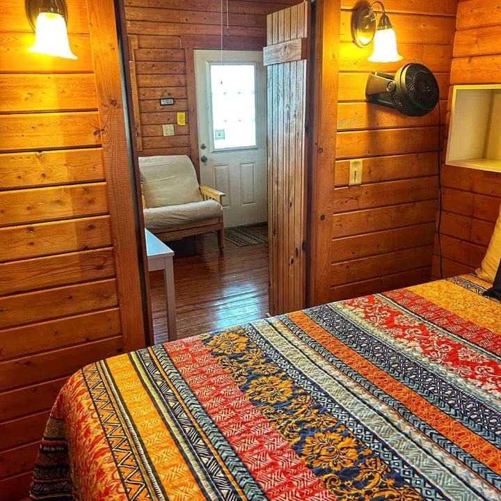 Photo of Bedroom in Buchanan Dam