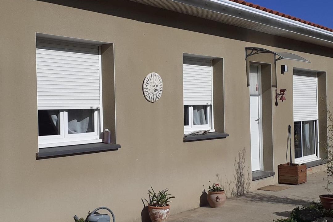 Photo of Others in Montner