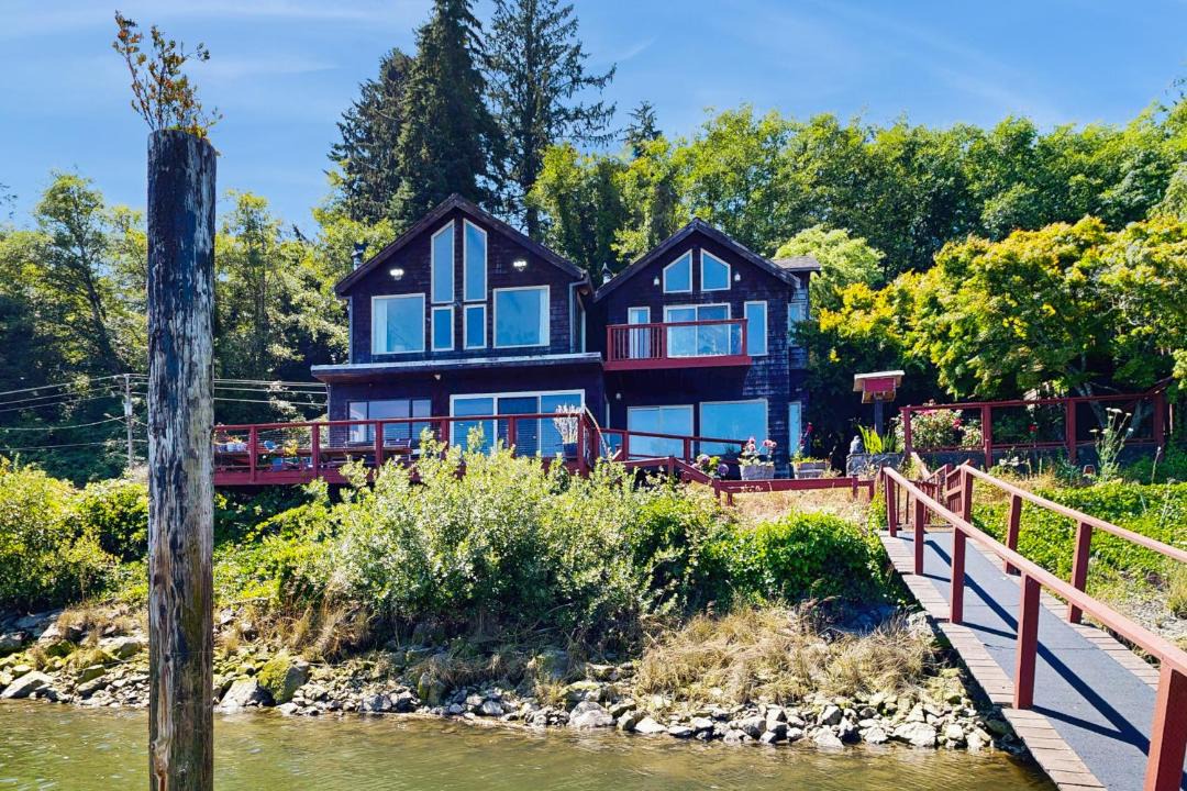 Photo of Others in Nehalem