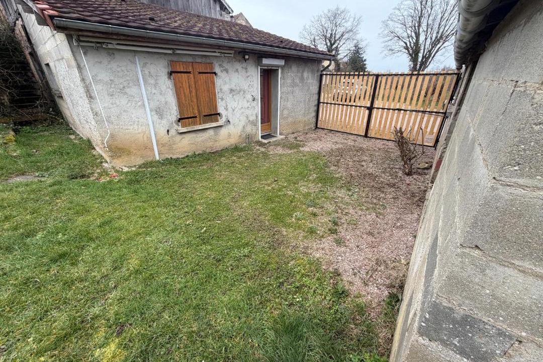 Photo of Others in Rouvray (Cote-d'Or)