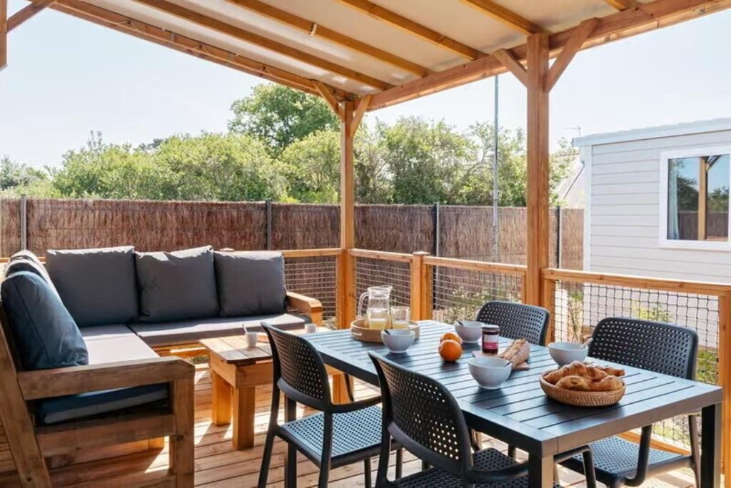 Photo of Patio Balcony in Saint-Jean-de-Monts