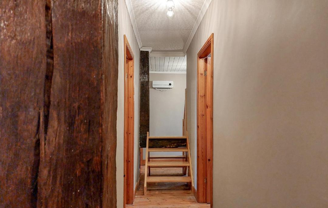 Photo of Others in Hambers