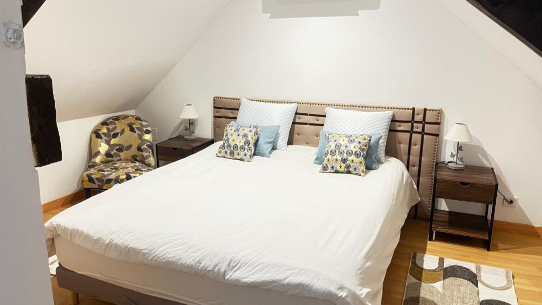 Photo of Bedroom in Troche