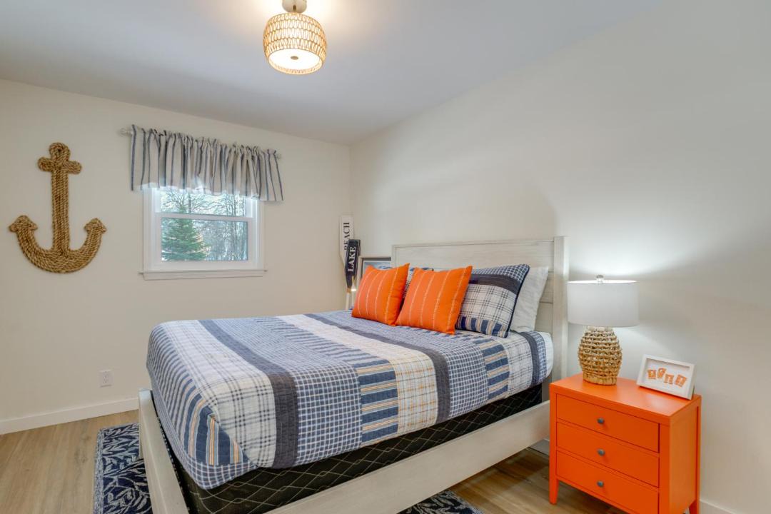 Photo of Bedroom in Caseville
