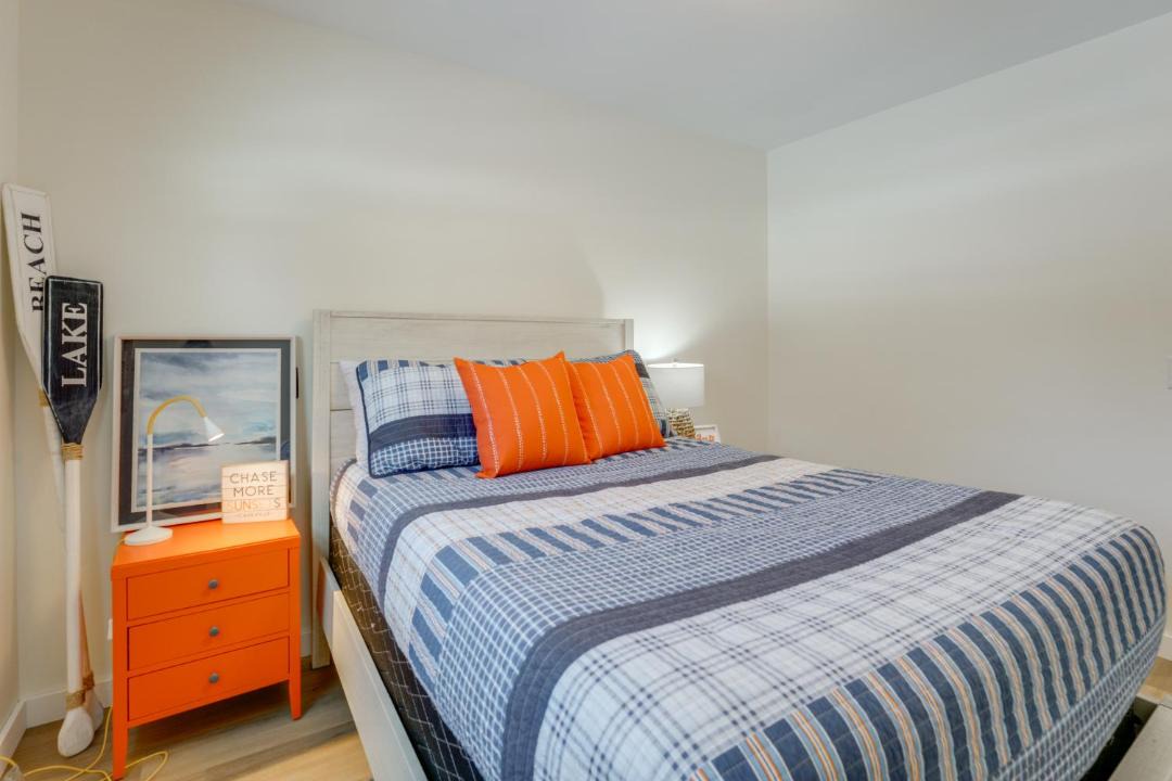 Photo of Bedroom in Caseville