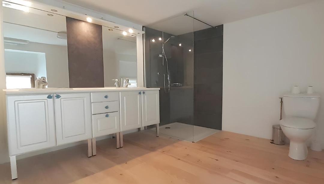 Photo of Bathroom in Merle-Leignec