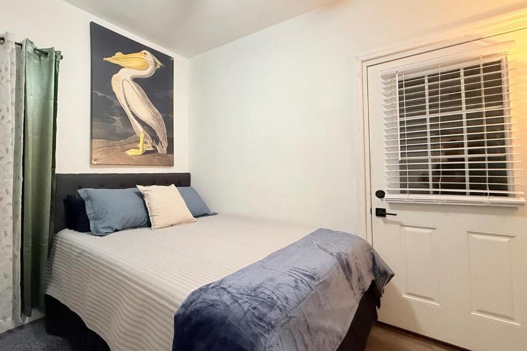 Photo of Bedroom in Pine Hills
